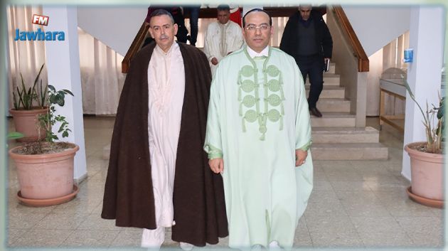  احتفالًا بليلة نصف شهر شعبان: وزير الشؤون الدينية يزور الجامع الكبير بالمنستير