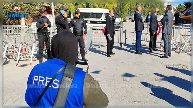 جامعة مديري الصحف تدعو البرلمان إلى التراجع عن قرار منع وسائل إعلام من تغطية الجلسة الإفتتاحية