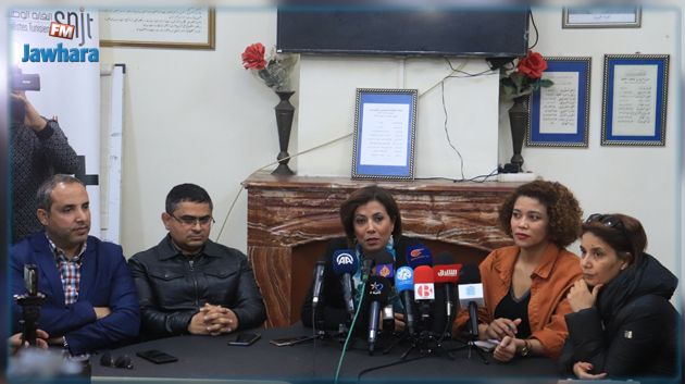 نقابة الصحفيين تدعو إلى رفع الشارة الحمراء في الجلسات العامة للبرلمان