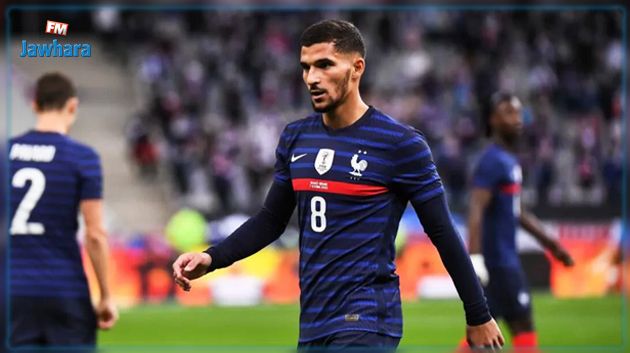 حسام عوار يقرر تمثيل المنتخب الجزائري
