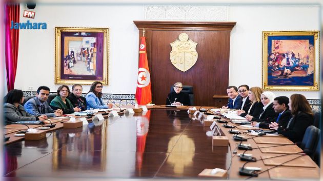 بودن تشرف على جلسة عمل حول مراجعة قانون الوظيفة العمومية