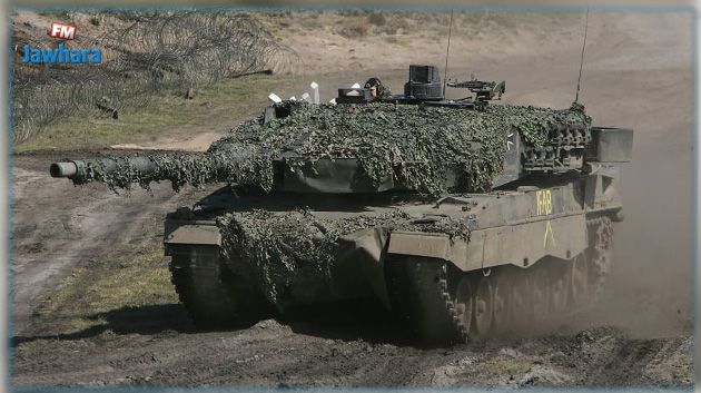 أوكرانيا تتسلّم دبابات ألمانية وبريطانية