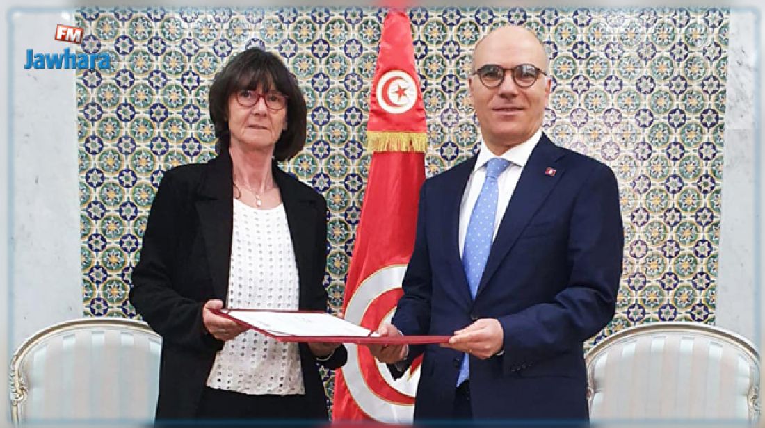 وزير الخارجية يتسلم رسالتي تقديم الممثلين الجديدين لمفوضية اللاجئين واليونيسيف بتونس وزير الخارجية يتسلم رسالتي تقديم الممثلين الجديدين لمفوضية اللاجئين واليونيسيف بتونس