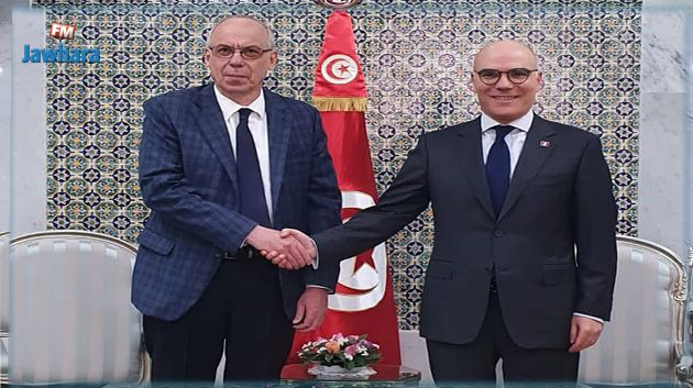 وزير الشؤون الخارجية يلتقي سفير روسيا بتونس