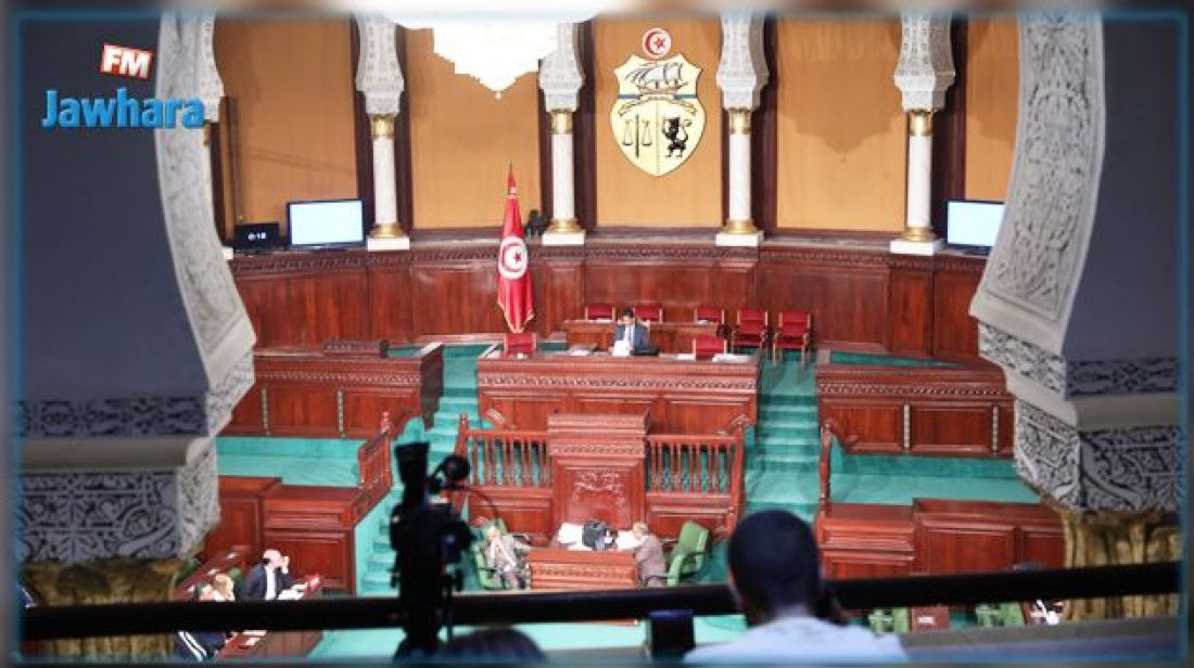 السماح لوسائل الإعلام الخاصة والأجنبية بتغطية أشغال البرلمان السماح لوسائل الإعلام الخاصة والأجنبية بتغطية أشغال البرلمان