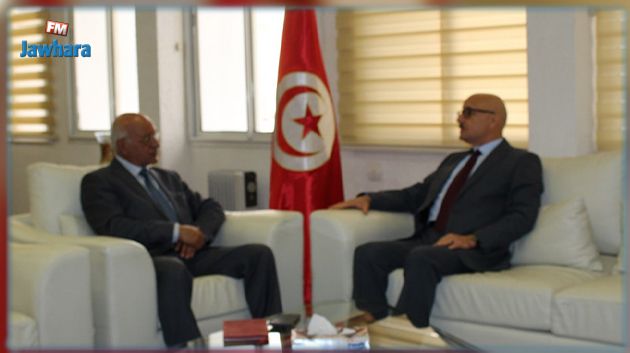 وزير الفلاحة ورئيس الاتحاد يتباحثان تأثير الظروف المناخية على الوضع الفلاحي