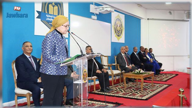 وزيرة العدل تشرف على موكب تعليق الشارات والأوسمة لإطارات وأعوان السجون والإصلاح