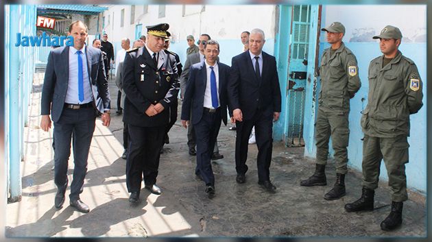 مسؤولان يؤديان زيارة الى سجني باجة وجندوبة 