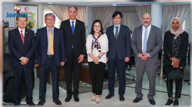 وزير التعليم العالي يلتقي وفدًا عن المعهد الكوري للسياسات العلمية والتكنولوجية