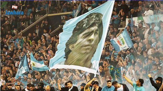 نابولي يتوج بطلاً للدوري الإيطالي بعد غياب 33 سنة
