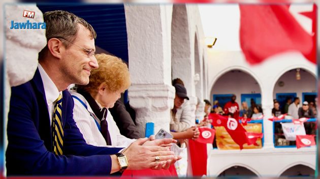 جوي هود: منحنا تونس منطادا مهمته مراقبة الحدود والتصدي لعمليات التسلل