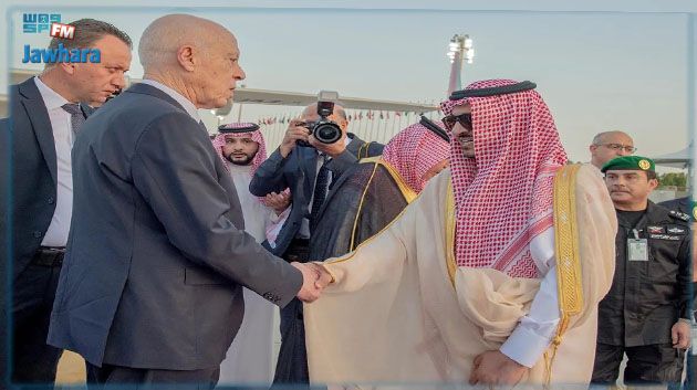 سعيّد يصل إلى جدّة للمشاركة في القمة العربية