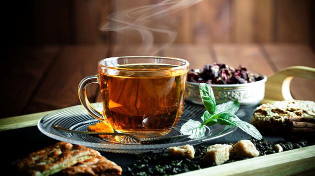 كم عدد أكواب الشاي المفيدة للجسم في اليوم ؟ باحثون يُوضّحون