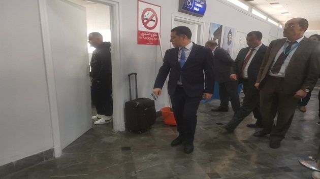 وزير النقل خلال زيارته لمطار قرطاج: اتخاذ الإجراءات اللازمة ضدّ كل من يثبت إخلاله بواجبه 