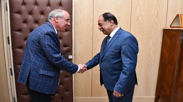 وزير الداخلية يستقبل سفير روسيا بتونس