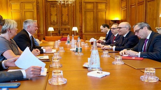 وزير الخارجية يلتقي أمين عام منظمة التعاون الاقتصادي والتنمية في باريس