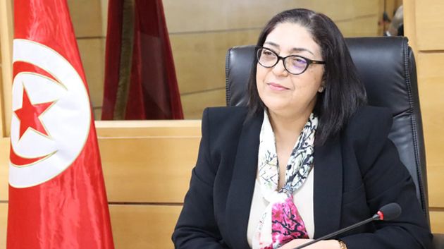 وزيرة التجارة: العمل على ضمان تكافؤ الفرص وإلغاء التراخيص