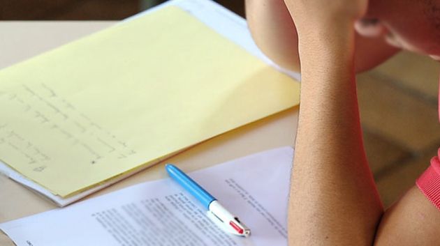 بالكاد وصلته الموافقة أمس.. سجين يجري اليوم امتحان البكالوريا دون مراجعة