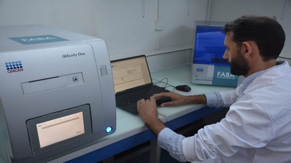 مستشفى شارل نيكول يتسلم آلتين متطورتين مستشفى شارل نيكول يتسلم آلتين متطورتين