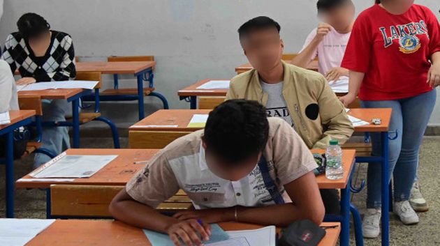 تلميذة مصابة بقصور كلوي تتعرض لمظلمة في البكالوريا.. من القسم إلى مركز الشرطة !