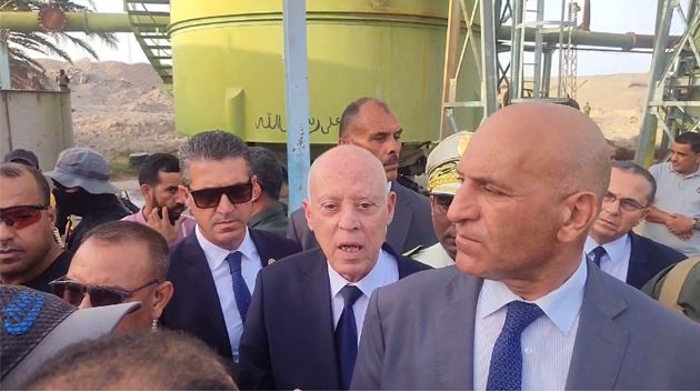 مُتوقفة عن العمل منذ 4سنوات.. سعيّد يزور وحدة إنتاج الفسفاط بمدينة الرديف