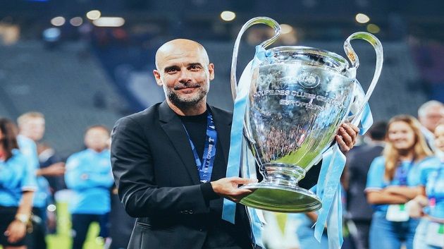 غوارديولا يتبرع بمكافأة دوري أبطال أوروبا لموظفي و حراس أمن المان سيتي