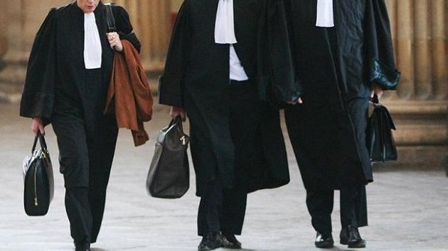 بعد إحالة محامية على التحقيق: هيئة الدفاع في قضية 'التآمر' تدعو هيئة المحامين إلى التحرّك