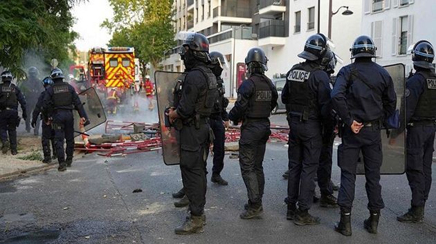 فرنسا: إيقاف 150 شخصًا بعد مقتل مراهق على يد شرطي