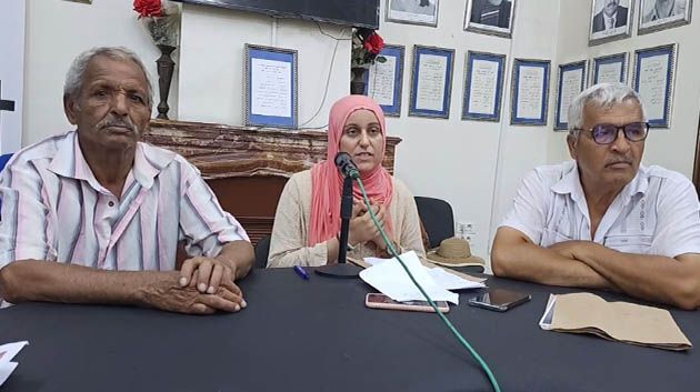 أهالي البحيرين يُطالبون وزير الفلاحة 'بالنظر جديًّا في ملف أزمة المياه واتخاذ اجراءات عاجلة' ‎