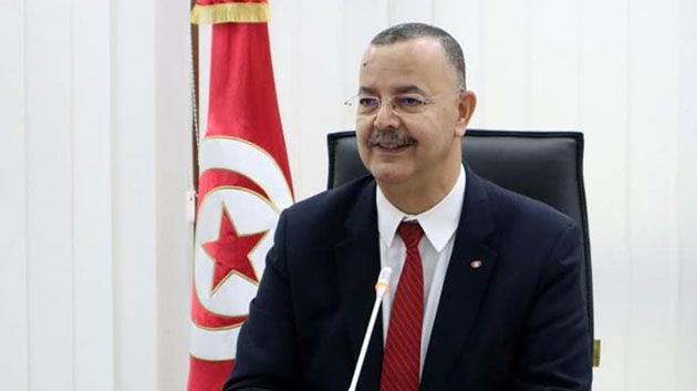 وزير الصحة:  ضرورة التسريع في إنجاز وحدة المستحضرات المعقّمة بمركز التوليد وطبّ الولدان بتونس