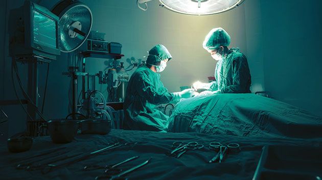 عرض كِليته للبيع.. وَعَدُوه بـ15 ألف دولار.. فكان المُقابل 500 ليرة تركية !