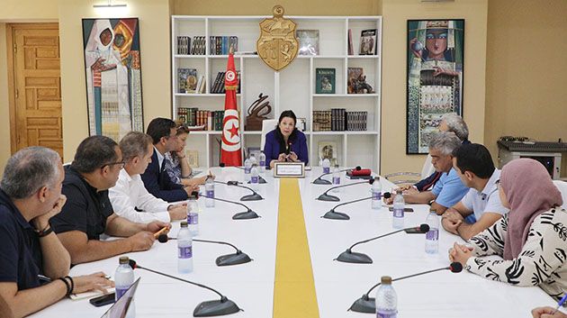 وزيرة الثقافة: 'ما حصل خلال 'سهرة الضحك' بمهرجان قرطاج هو خطأ فادح وغير مقبول'