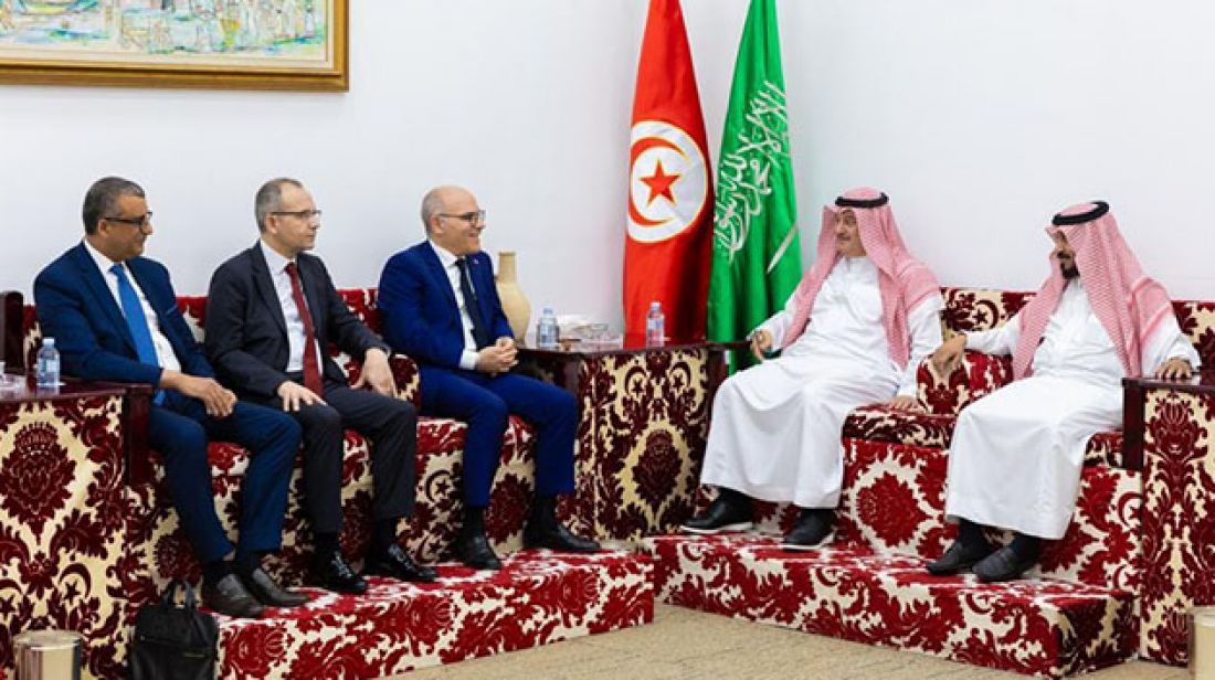 خلال لقائه بأعضاء مجلسها: عمار يُعبّر عن ارتياحه لمستوى التعاون القائم بين تونس وغرفة جدة خلال لقائه بأعضاء مجلسها: عمار يُعبّر عن ارتياحه لمستوى التعاون القائم بين تونس وغرفة جدة