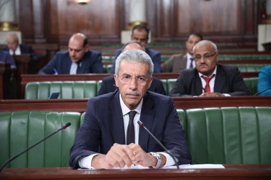 وزير الاقتصاد: الدولة لا يمكنها الاستمرار في تسديد ديون المؤسسات العمومية