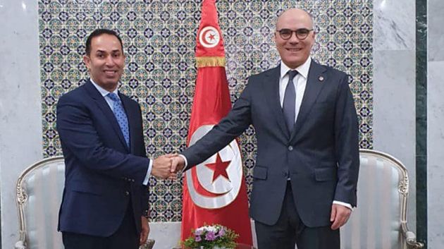 وزير الخارجية يتحادث مع سفير المملكة الأردنية الهاشمية بمناسبة انتهاء مهامه بتونس