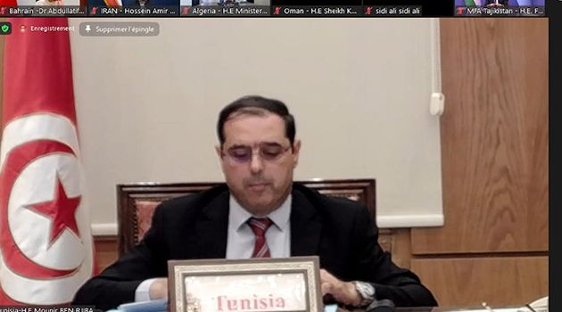 حرق نسخة من المصحف الشريف بالسويد.. تونس تدعو الى تحرّك عاجل 