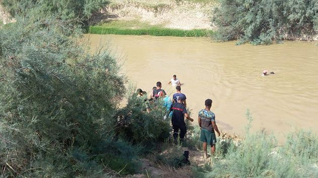 الكاف : انتشال جثتيْ طفلين غرقا في وادٍ