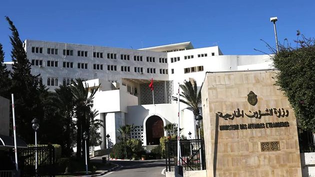 وزارة الخارجية تُصدر بلاغًا بخصوص التونسيين المتواجدين بالنيجر والراغبين بالعودة إلى أرض الوطن