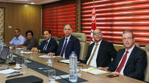 نحو تركيز منظومة معلوماتية جديدة للتدريس والبحث تعتمد على الذكاء الاصطناعي