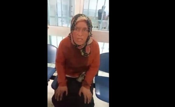 فقد عينه وبترت ساقه.. شهادة مؤلمة لشقيقة التلميذ الذي اصيب في انفجار لغم