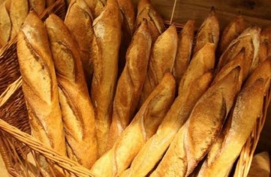 تزامنا مع الموسم السياحي بنابل : ارتفاع في نسق استهلاك الخبز‎ 