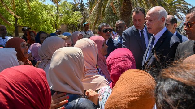 تضارب مصالح ومغالطة الرئيس.. توجيه تهم خطيرة لمستشارة وزير الشؤون الاجتماعية