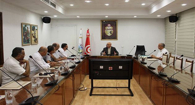 الشروع في مراجعة القوانين الخاصة بالصيد البري 