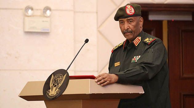 في أوّل زيارة له منذ بداية الحرب في السودان: البرهان يتوّجه إلى مصر