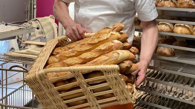 وزارة التجارة: تجاوزنا الإضطراب الحاصل في توفير السميد والفارينة