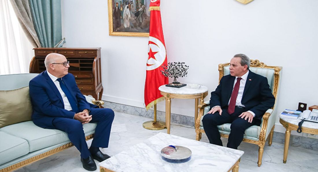 فحوى لقاء رئيس الحكومة بمحافظ البنك المركزي فحوى لقاء رئيس الحكومة بمحافظ البنك المركزي