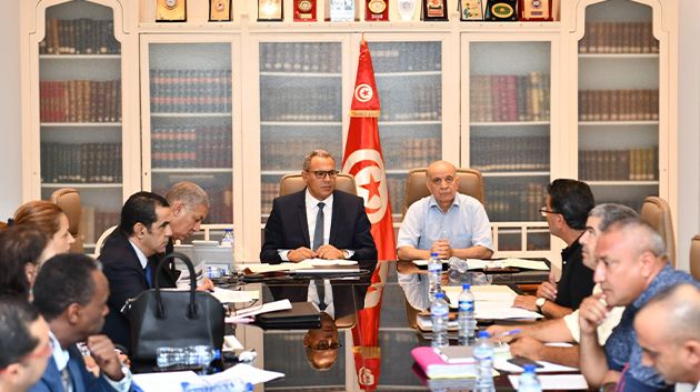 جلسة عمل بين وزارة التربية والجامعة العامّة لأساتذة السّلك المُشترك والمُلحقين والمُرشدين التّطبيقيين للتربية