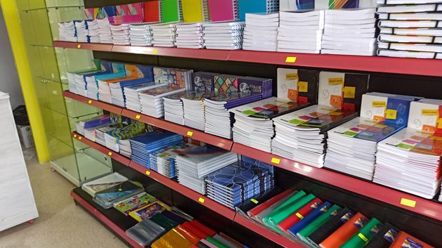 منوبة: الاحتفاظ بصاحب محل لخزن المواد المدرسية من أجل المضاربة