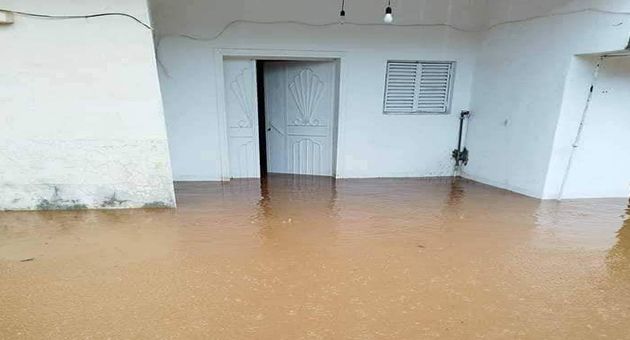 السيول تغمر المنازل في ليبيا