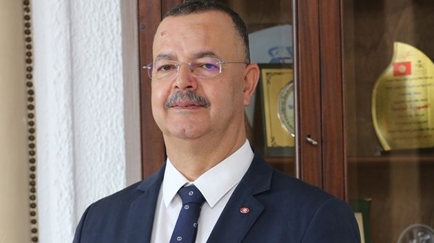 وزير الصحة يؤكد على أهمّية تكريس ثقافة العمل بكلّ الإدارات والمؤسسات الاستشفائيّة